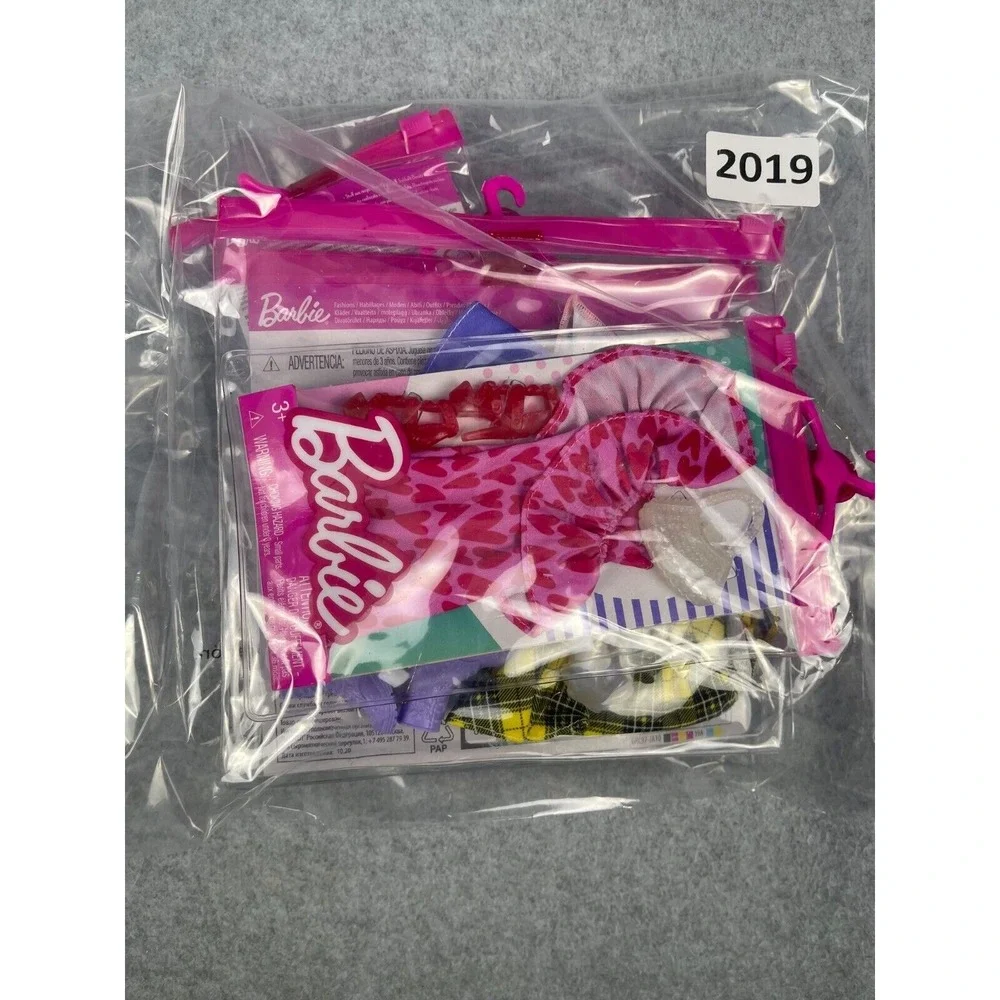 Mattel Barbie Doll Clothing Lot‎ In Package 20 Pieces Dresses Shoes Chef Outfit